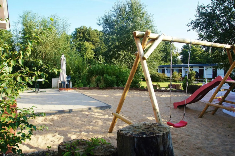 Huus bi de Kark EG