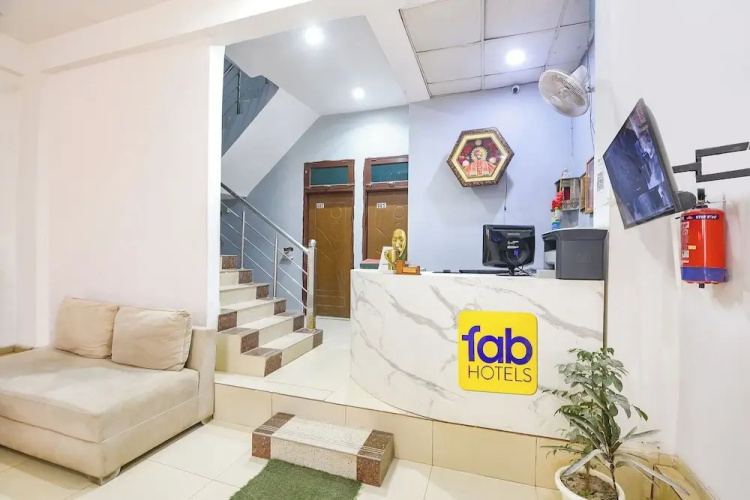 Fabhotel Coco Tree