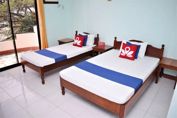 Zen Rooms Baywalk Palawan