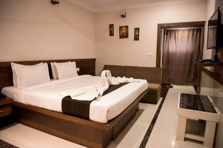 Hotel Paras