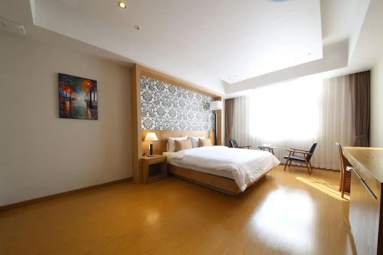Lake45 Hotel