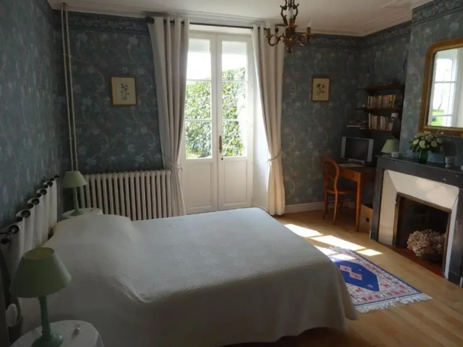 Standard Double room with view