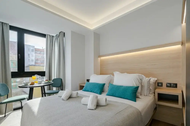 Feelathome Ventas Suites