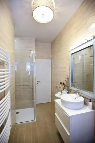 White Stone Apartment Diocletian Palace