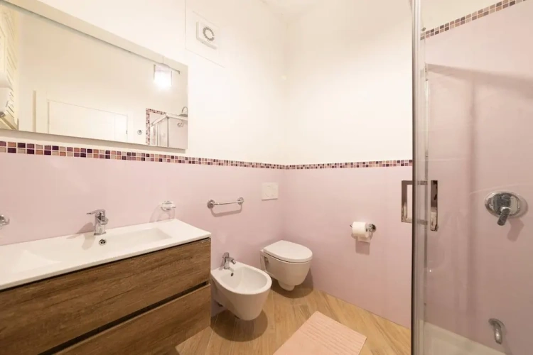 2 Bedrooms Apartment with balcony and with city view