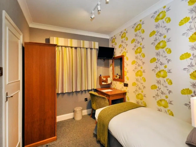 Standard Single room