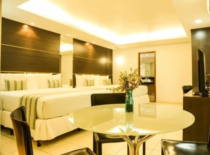 Deluxe Suite