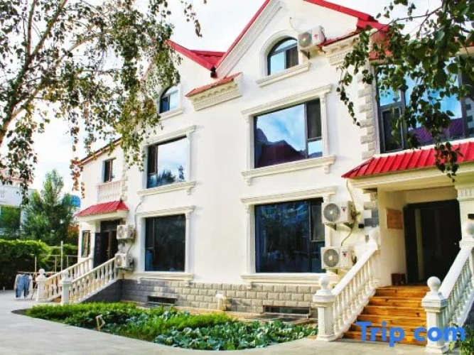 Burqin Qingshe Homestay