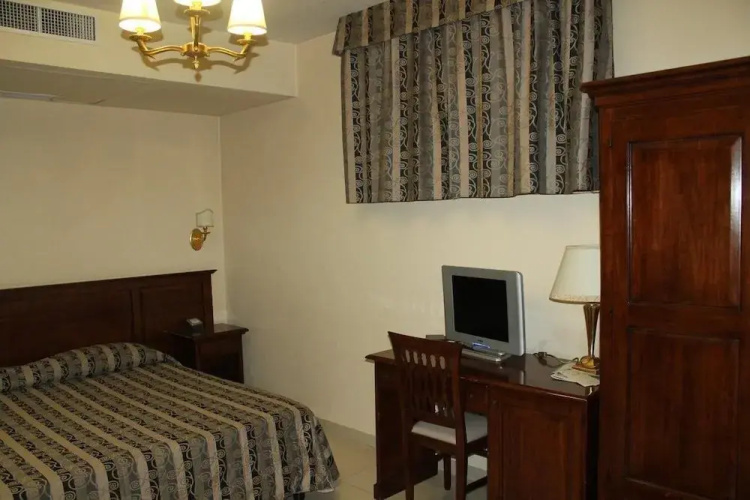 Hotel Domus