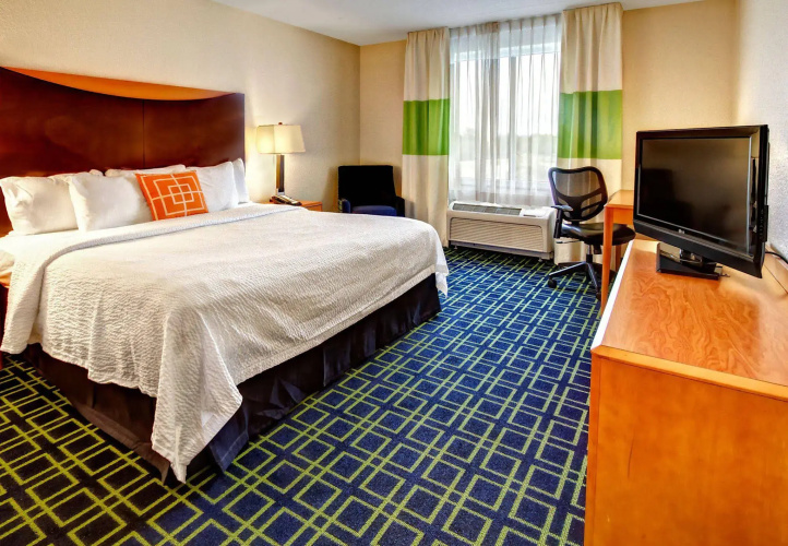 Fairfield Inn & Suites by Marriott Naples