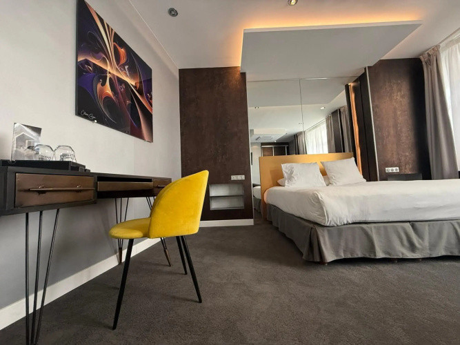 LOGIS Hôtel Borel
