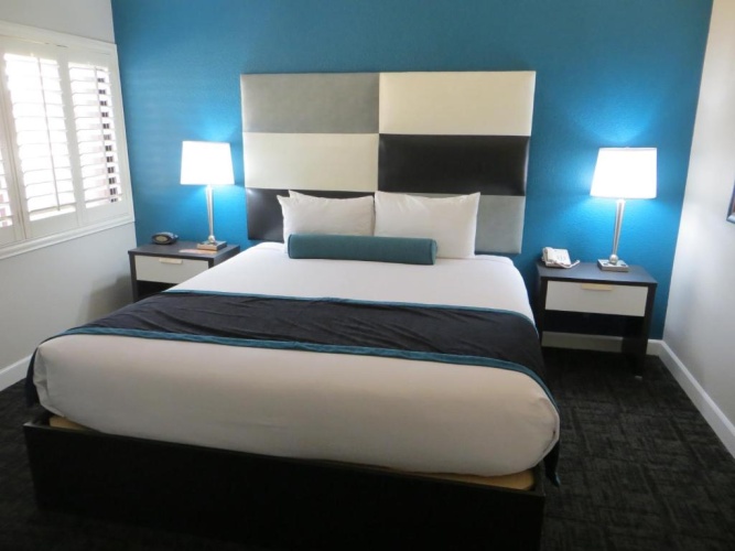 Deluxe Double Suite