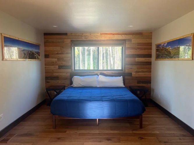 Glacier Homestead