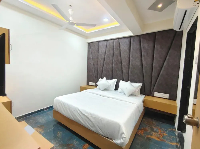 Hotel Krishna Park