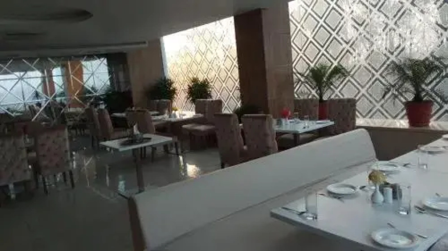 Hotel Pacific