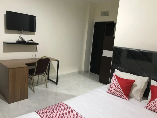OYO 2129 Toar House Manado