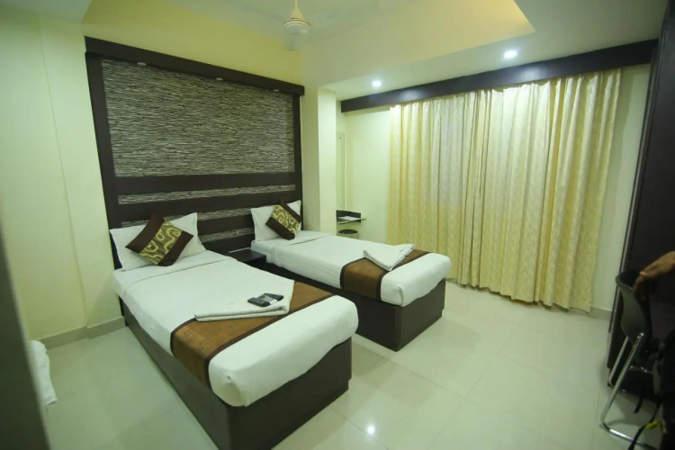 Hotel White Mount