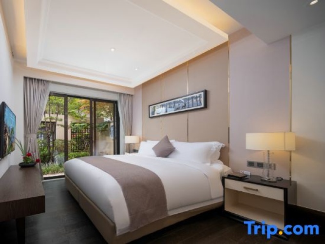 1 Bedroom Deluxe Double Villa