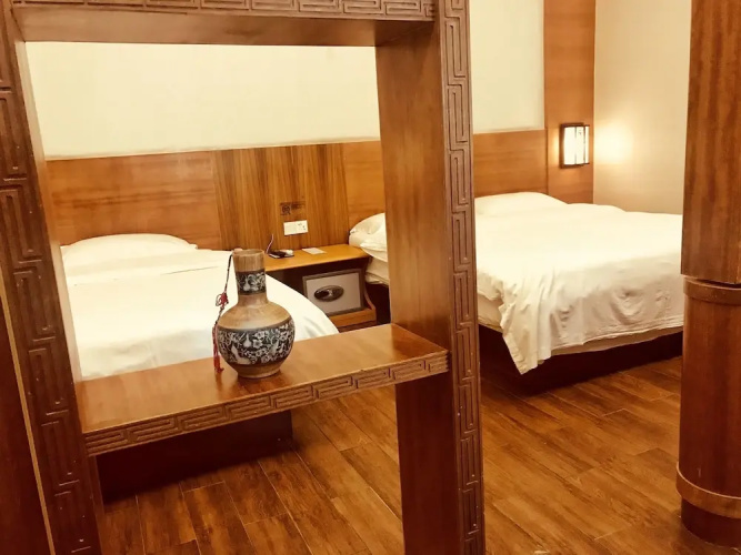 Wenxin Hotel Huashi