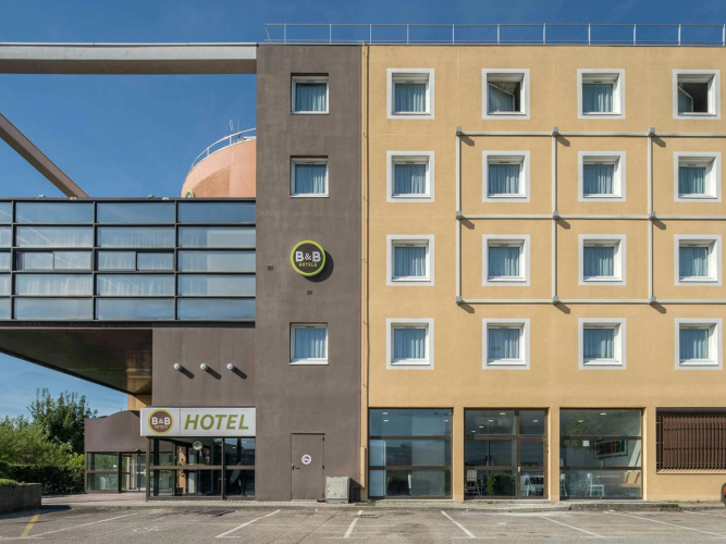 B&B HOTEL Grenoble Centre Verlaine