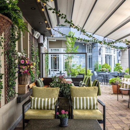 The Ashe HotelOver view