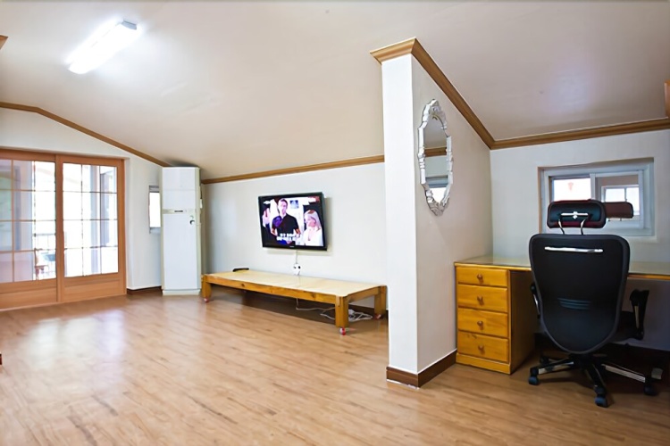 Baenae-gol Four Season Pension