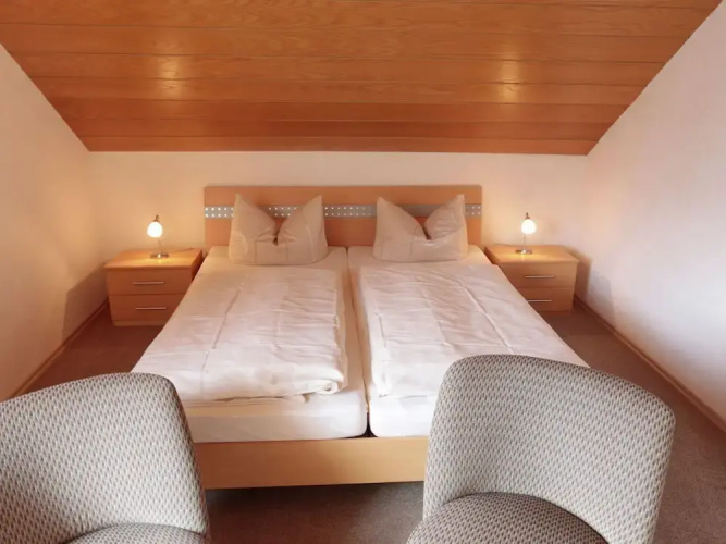Cozy Apartment With Garden in Düdinghausen