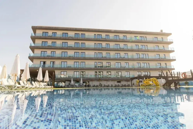 AZ SAITOUR Appart hotel