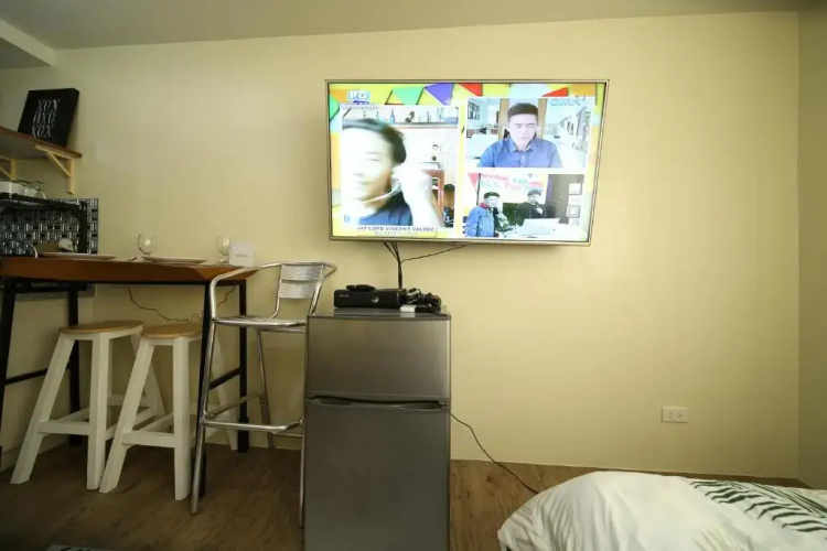 A2J Executive Studio Suite Near Enchanted Kingdom