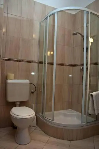 Adler Hotel