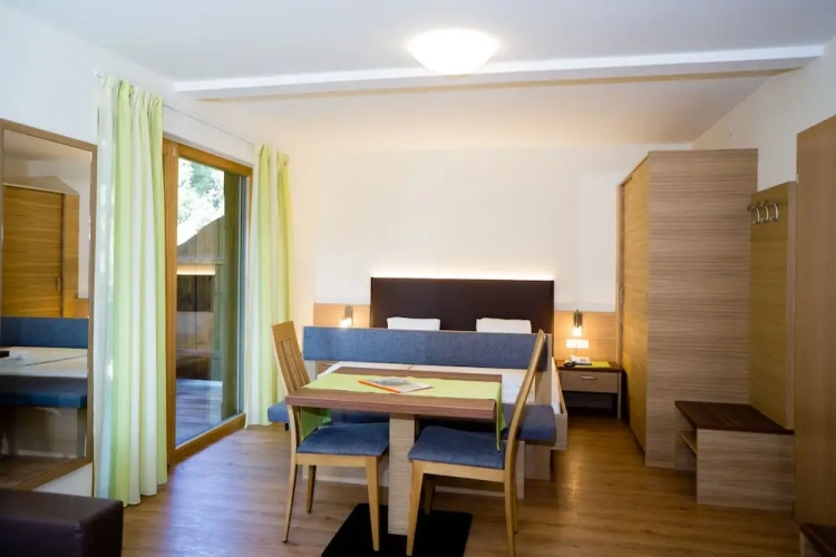 Standard Double room with garden view