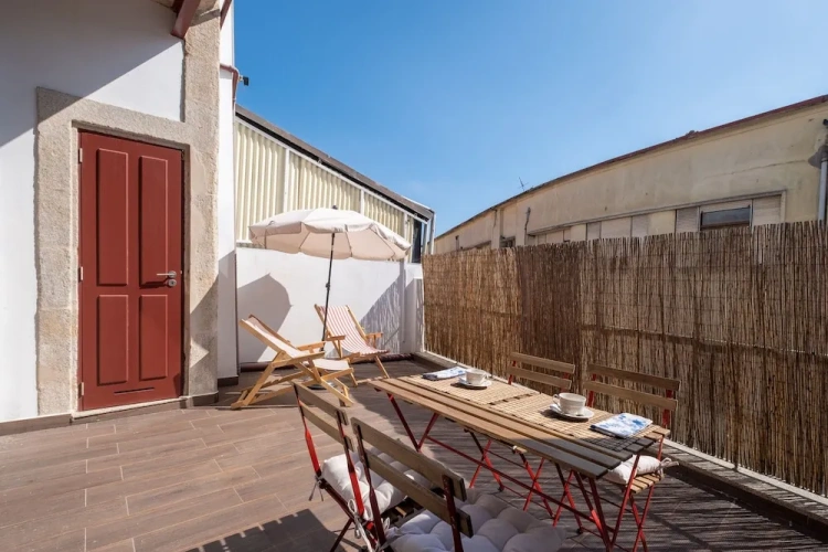 1 Bedroom Apartment with balcony