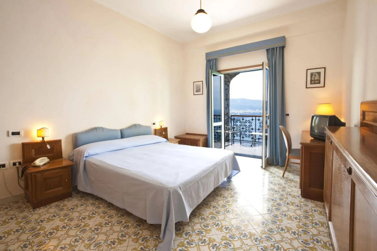 Hotel Mega Mare