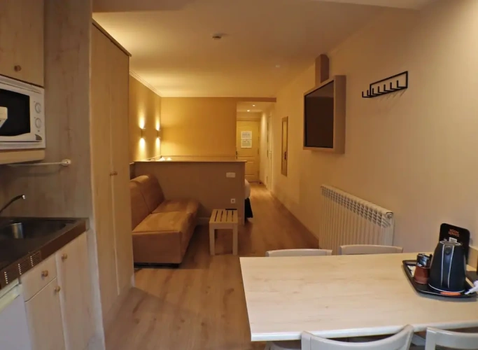 Premium Twin room with balcony