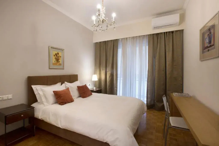 Apartment at Koukaki, 150m from the metro