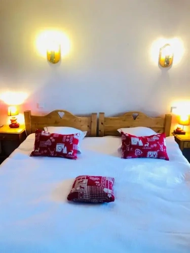 Standard Double room with lake view