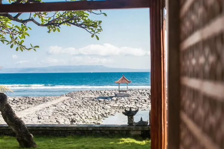 Relax Beach Resort Candidasa