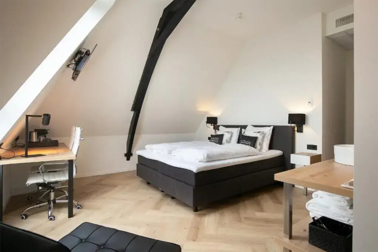 Snoozz Hotels
