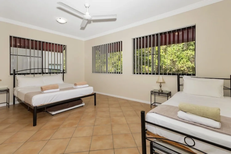 2 Bedrooms Apartment with balcony and with ocean view