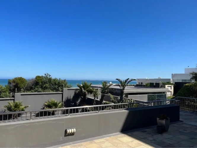 Executive Apartment