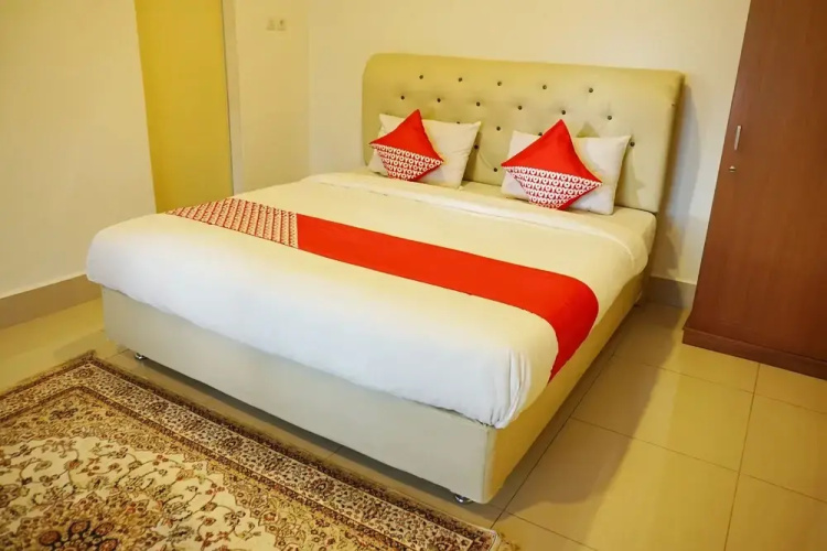 OYO 733 Mina Homestay