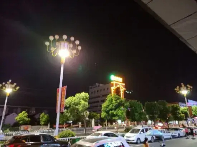Huo Yuxin Express Hotel