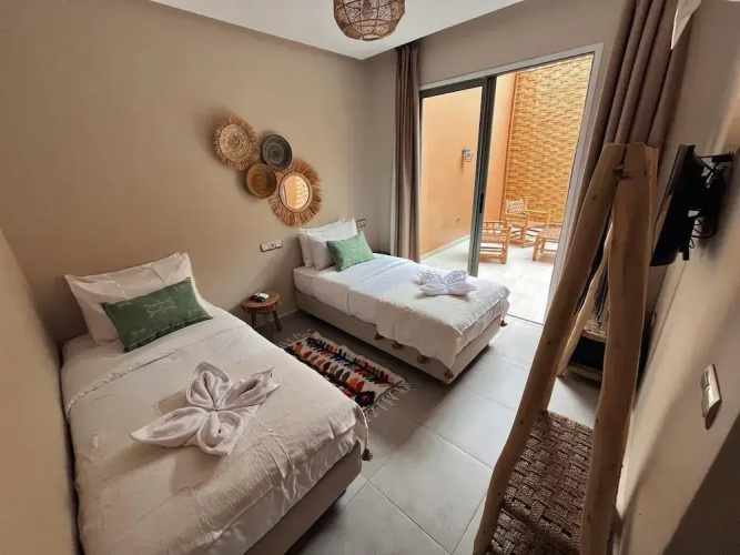 Harmony surf lodge