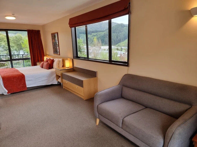 1 Bedroom Executive Double room with balcony