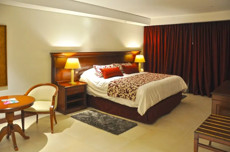Executive Double Suite