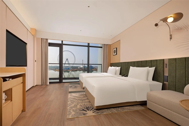 Standard Twin room with balcony