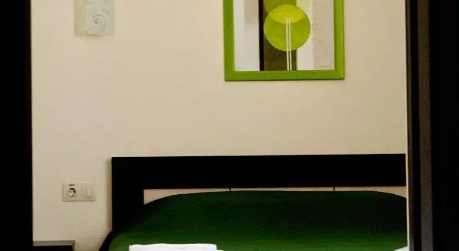 Breeze Hotel
