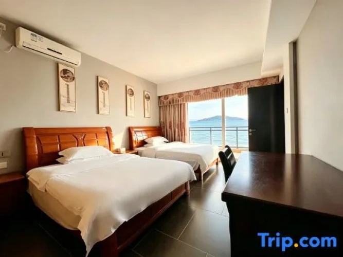 2 Bedrooms Premier Suite with sea view