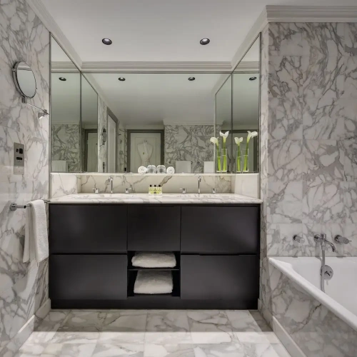 1 Bedroom Suite