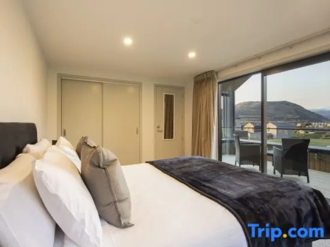 3 Bedrooms Standard room